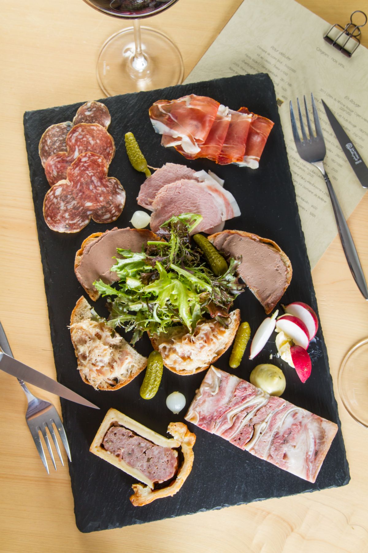 家常風乾肉與手工肉醬拼盤 Origines侯昱瑋