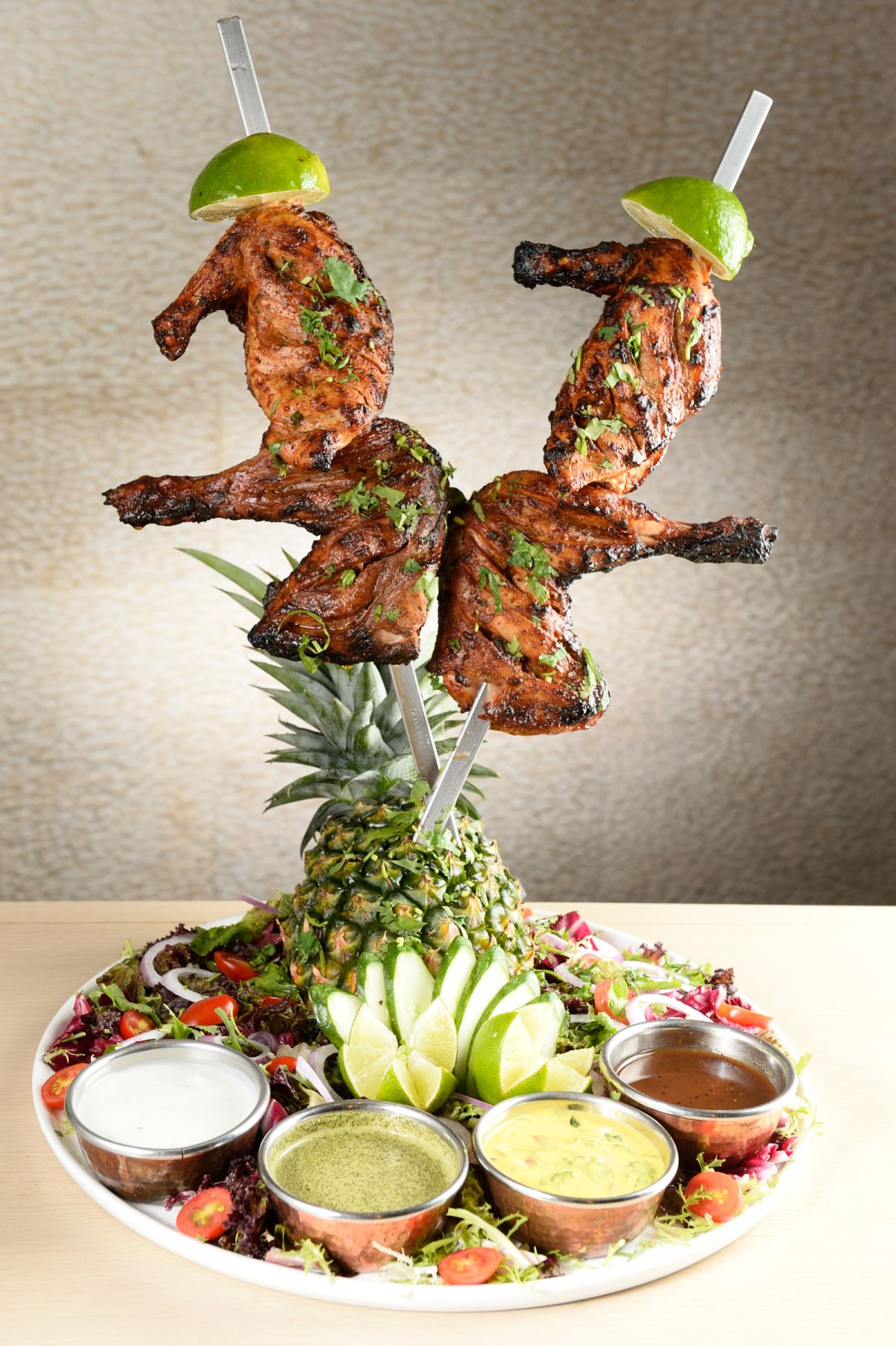 游輝杰 遠東Café 田都烤雞，游師傅對印度菜很有研究，懂得利用香料做變化。