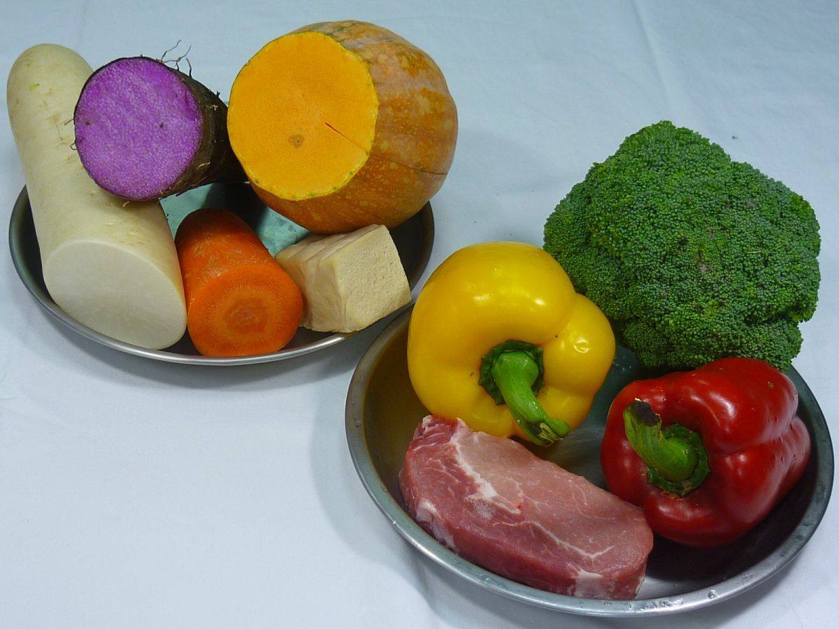 彩頭繽紛慶團圓食材