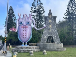 大池角的花枝丸相當出名，當地代表決定以「花枝端花枝丸」做為吉祥物。