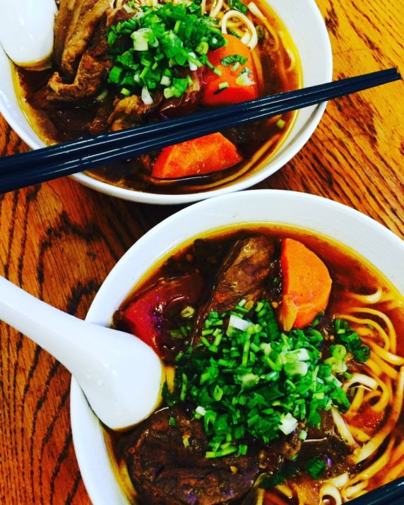 可冷凍宅配的海咪咪家常牛肉麵,在疫情期間成為熱銷商品。