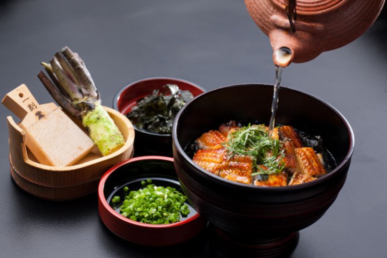 「大江戶町鰻屋」的「夢幻鰻魚桶飯3+1吃」
