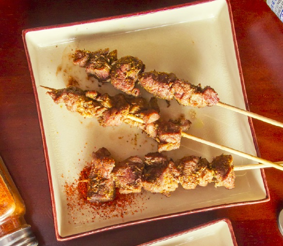 孜然烤羊肩肉串
